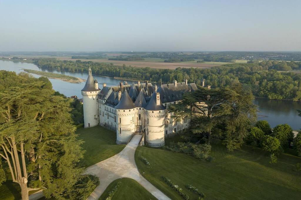 Amalouyse Studio De Charme Au Coeur Des Chateaux De Loire Montlouis-sur-Loire Buitenkant foto